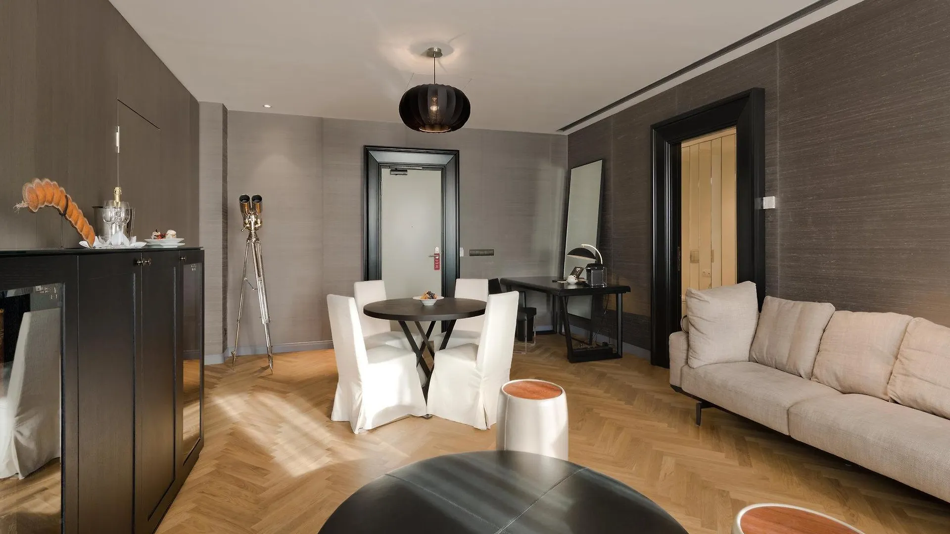 Hotel Berlin Potsdamer Platz By Leonardo Hotels 4*,  Γερμανία