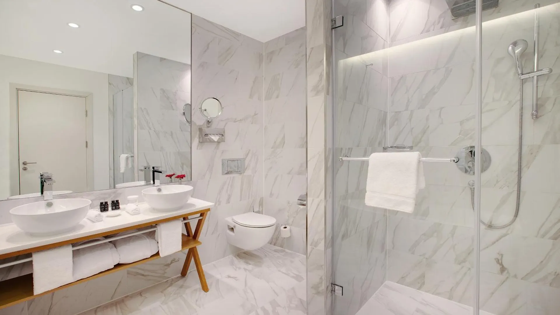 Hotel Berlin Potsdamer Platz By Leonardo Hotels